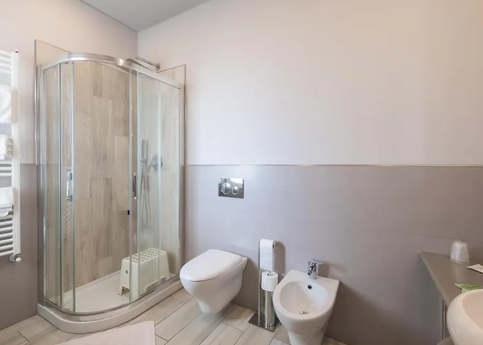 Garden Hotel 3*