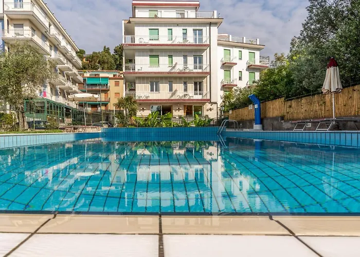 Garden 3* Alassio
