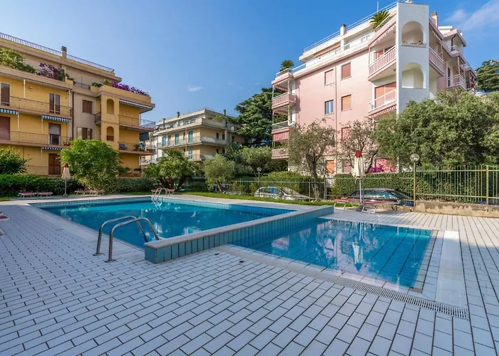 Garden 3* Alassio