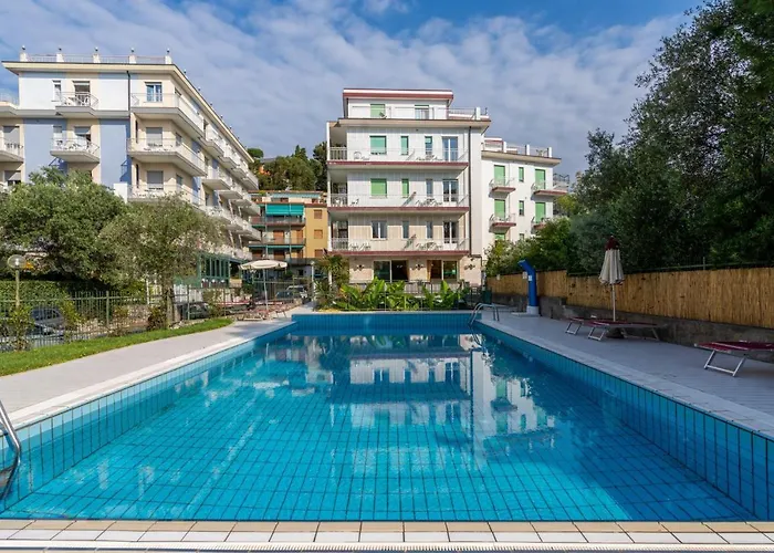 Garden 3* Alassio